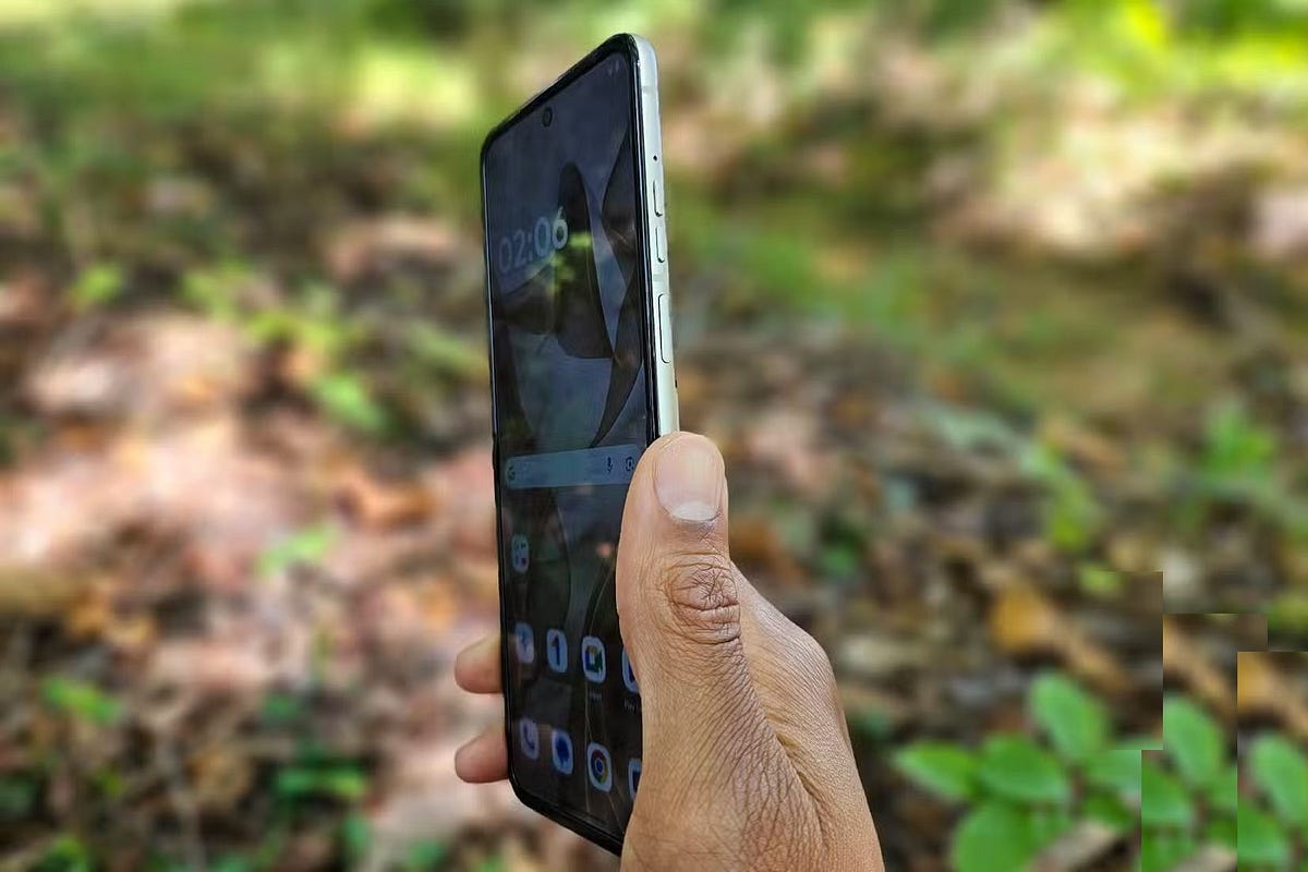 The most prominent defects in the experience of using the foldable phone after 6 months - 13y h 6DGIWg yGa2O a7rw DzTechs | Articles