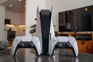 ce choix surprenant qui pourrait bouleverser votre experience de jeu ps5 slim ou ps5 laquelle choisir